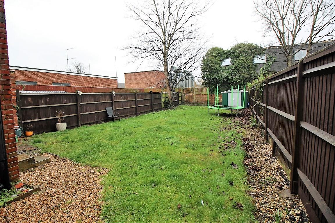 Kentwood Hill, Tilehurst, Reading